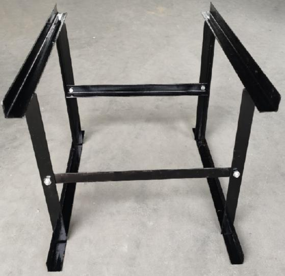 Beehive Stand 2